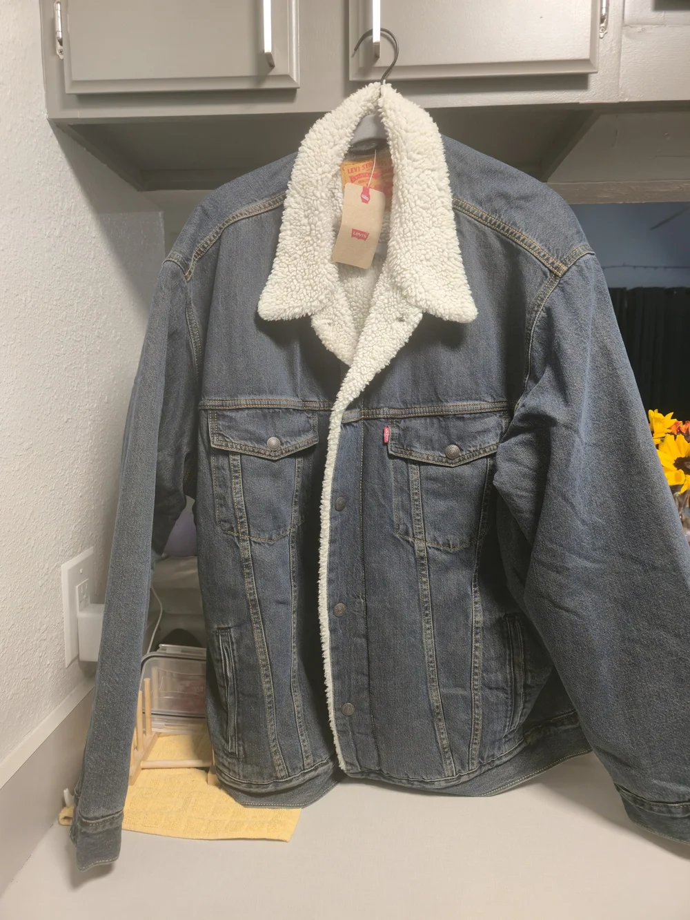 Levi's Blue Denim Jacket with Cream Sherpa Lining